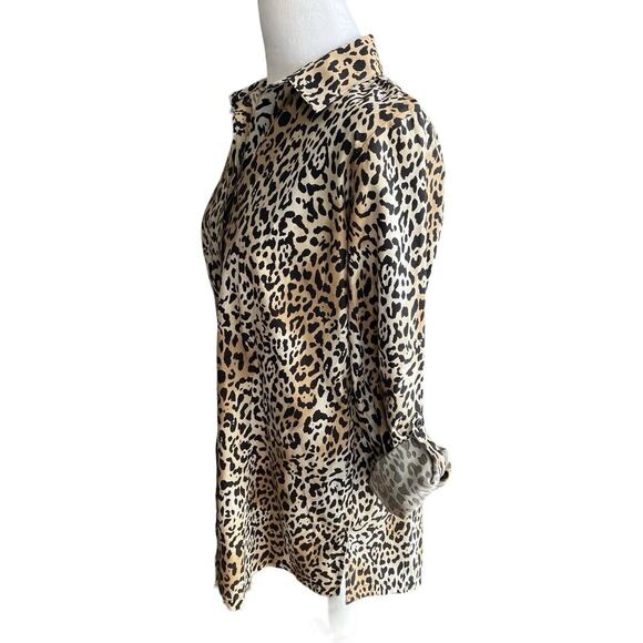 Chico's Women's Button Down Tunic Animal Print Tabbed Roll Up Sleeve Sz Sm - Picture 2 of 8